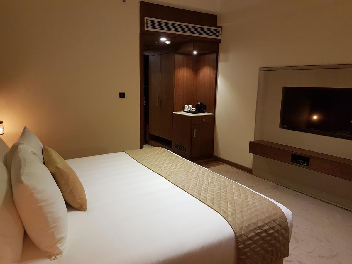 Udman Hotels And Resorts By Ferns N Petals New Delhi Extérieur photo